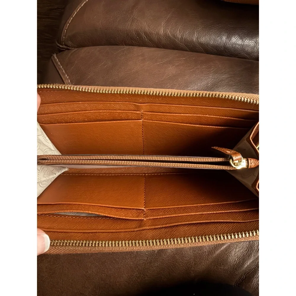 Michael Kors Jet Set Continental Wallet Luggage Brown Saffiano Leather